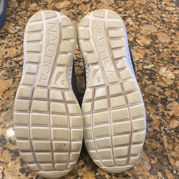 Boys Nautica Sneakers Size 5 - Picture 6 of 7